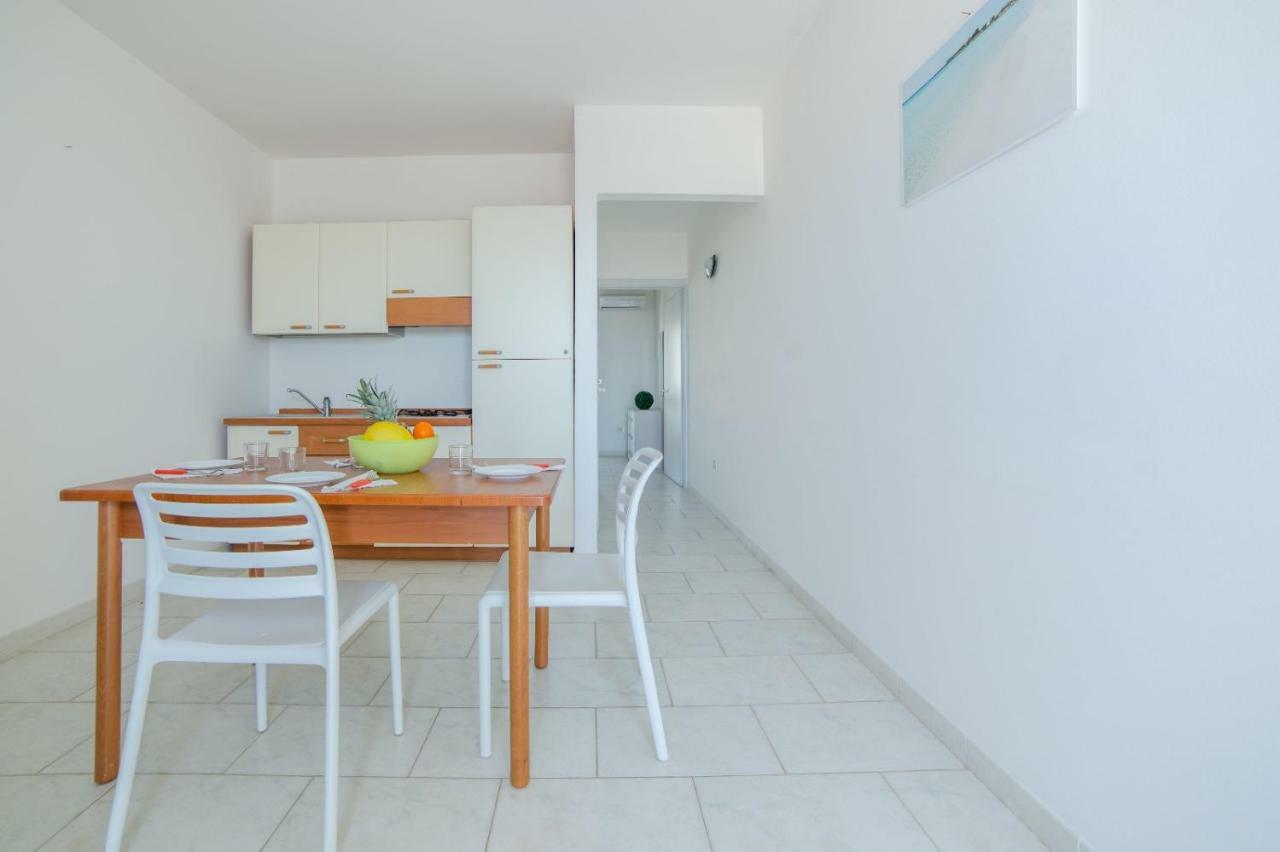 Spiaggia Bianca Apartments Torre Vado Εξωτερικό φωτογραφία